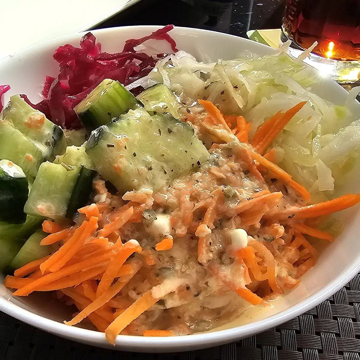 Beilagensalat, Mikos Restaurant