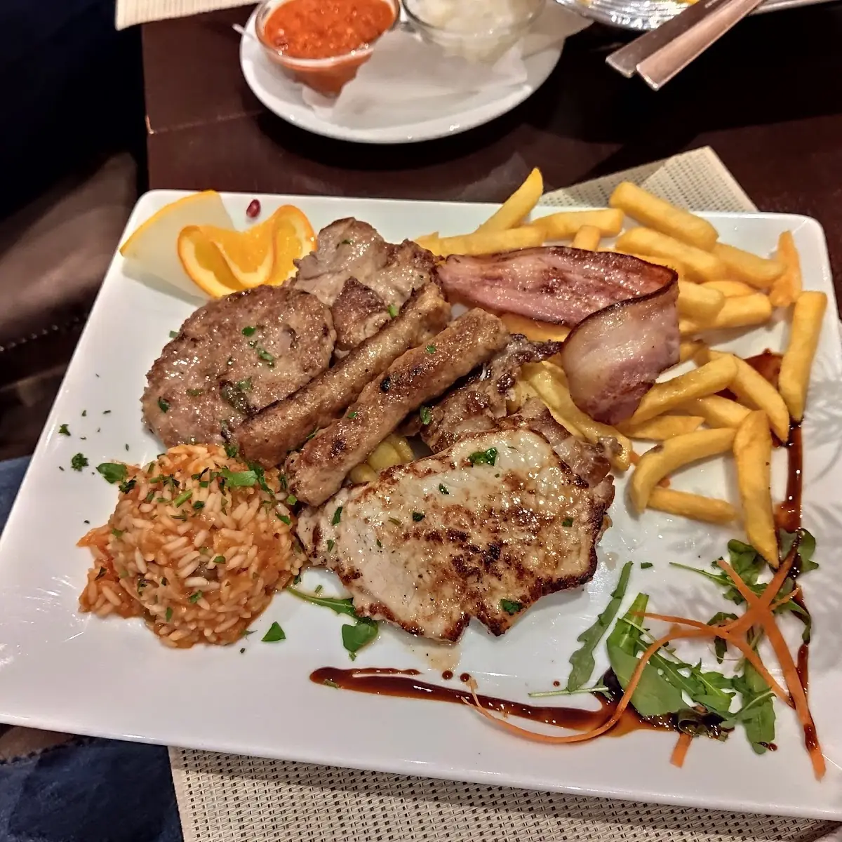 Grillteller, Mikos Restaurant