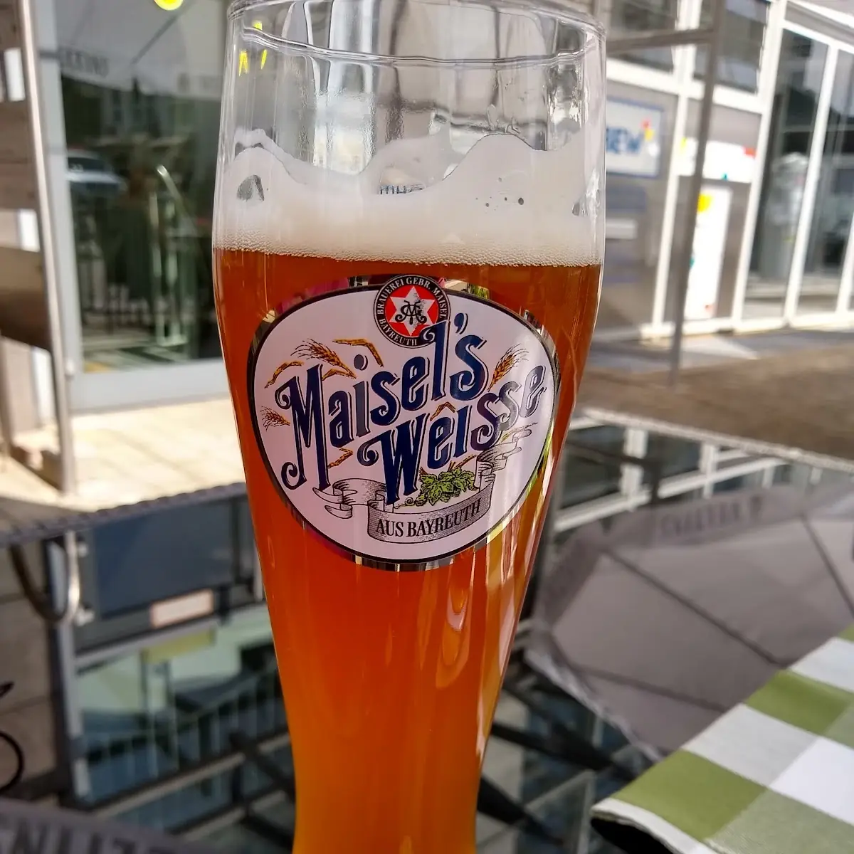 Weizenbier, Mikos Restaurant