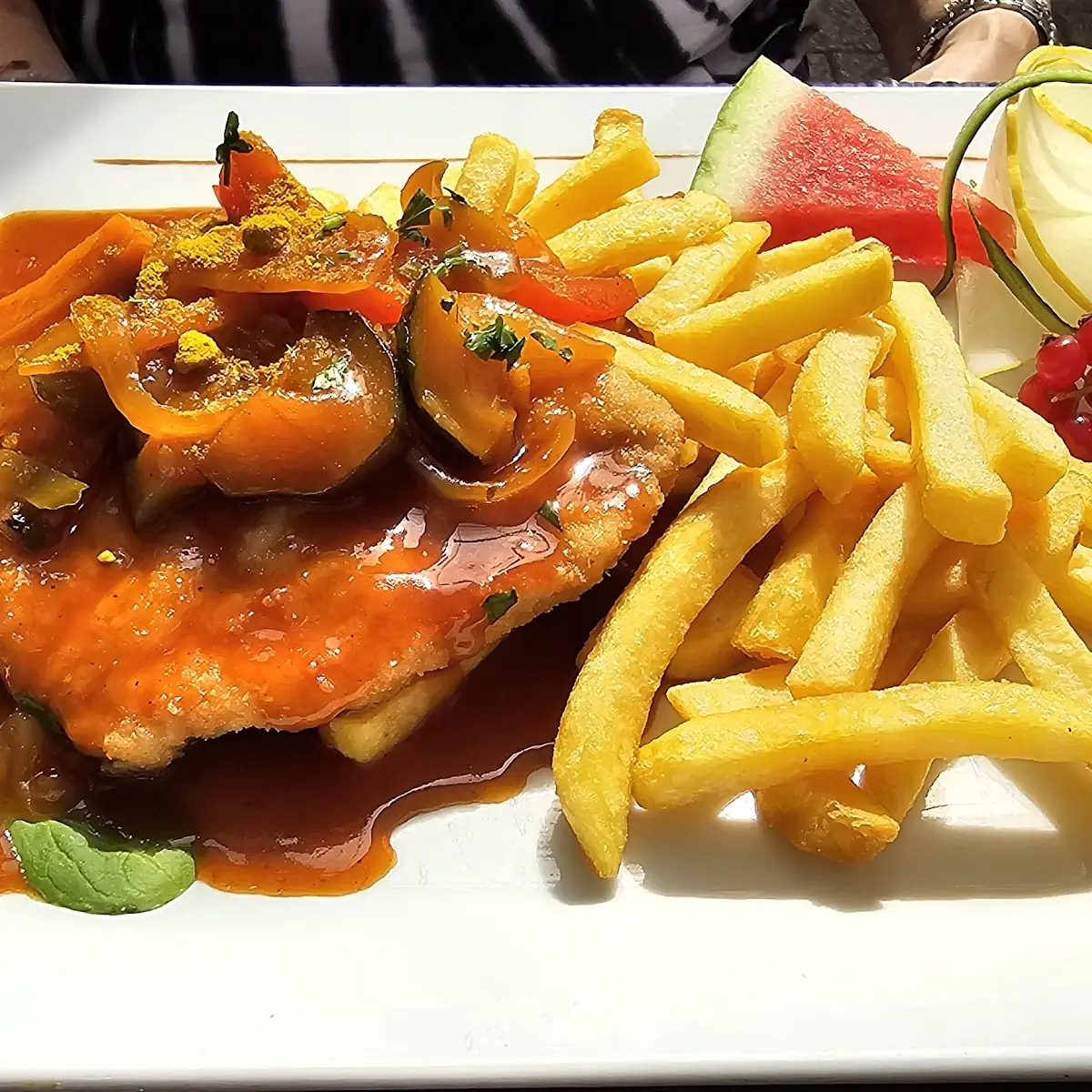 Zigeunerschnitzel, Mikos Restaurant
