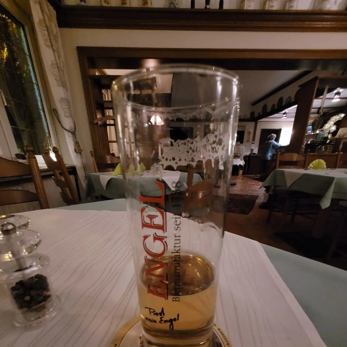 Engel Bier Hell