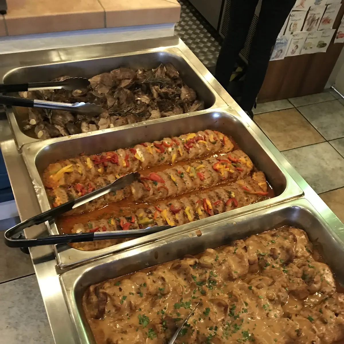 Highlights, Restaurant Samos