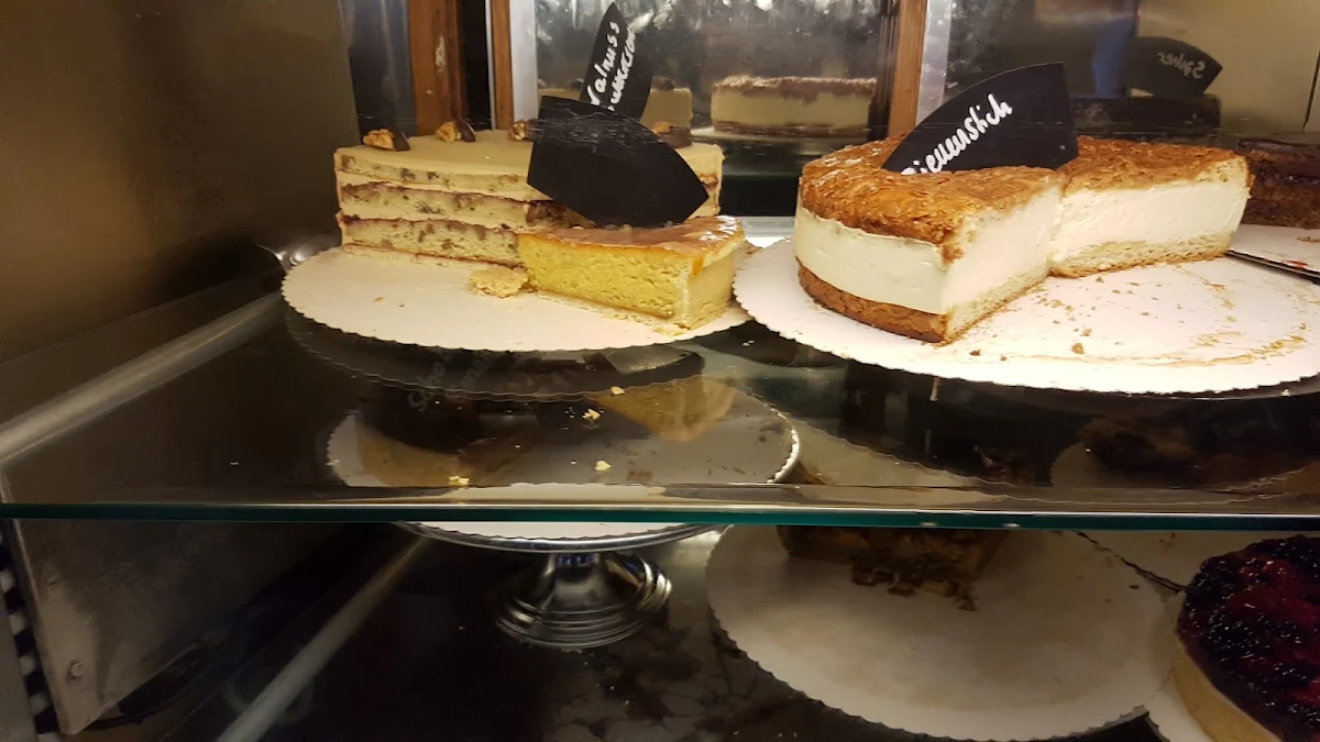 Cakes