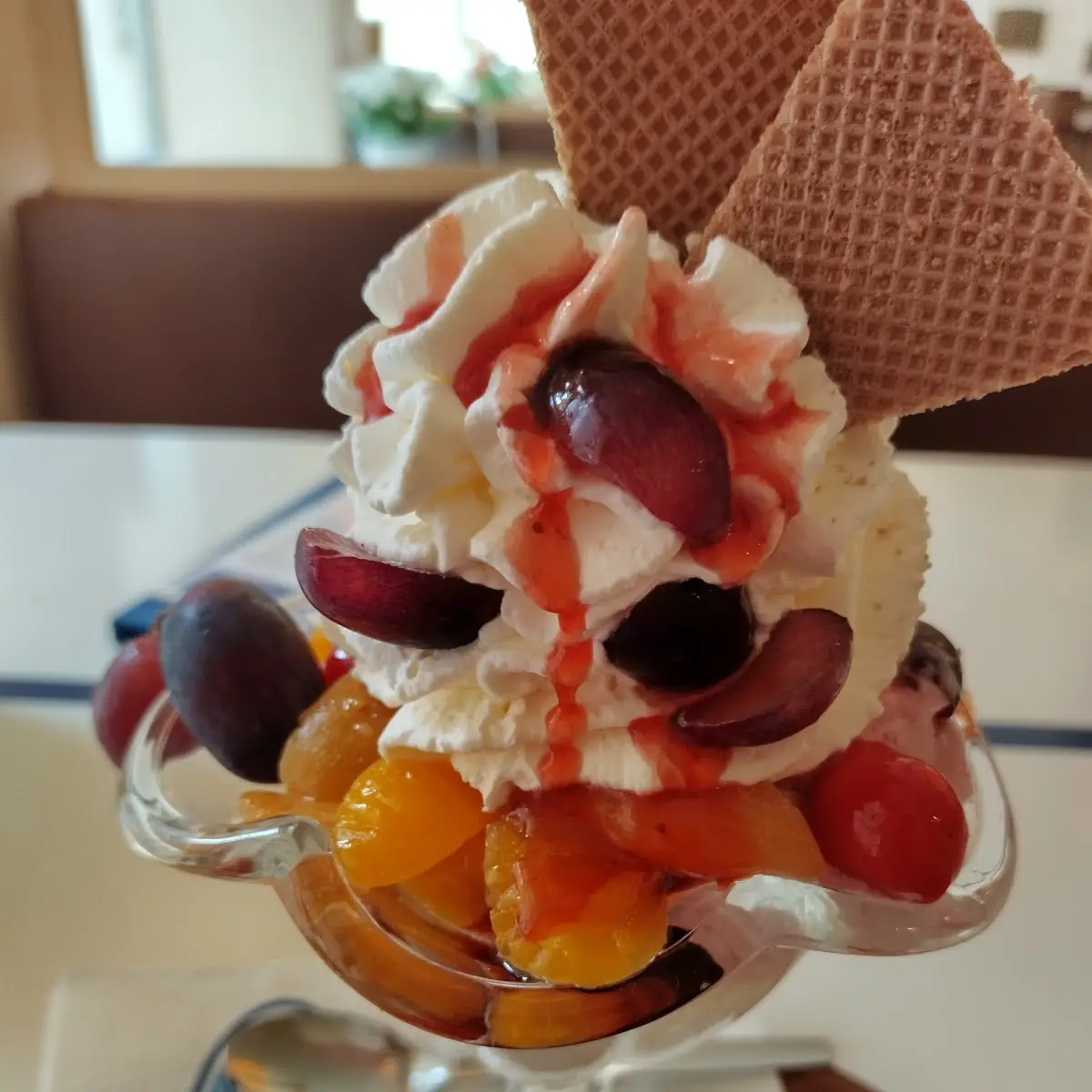 Früchte Eisbecher