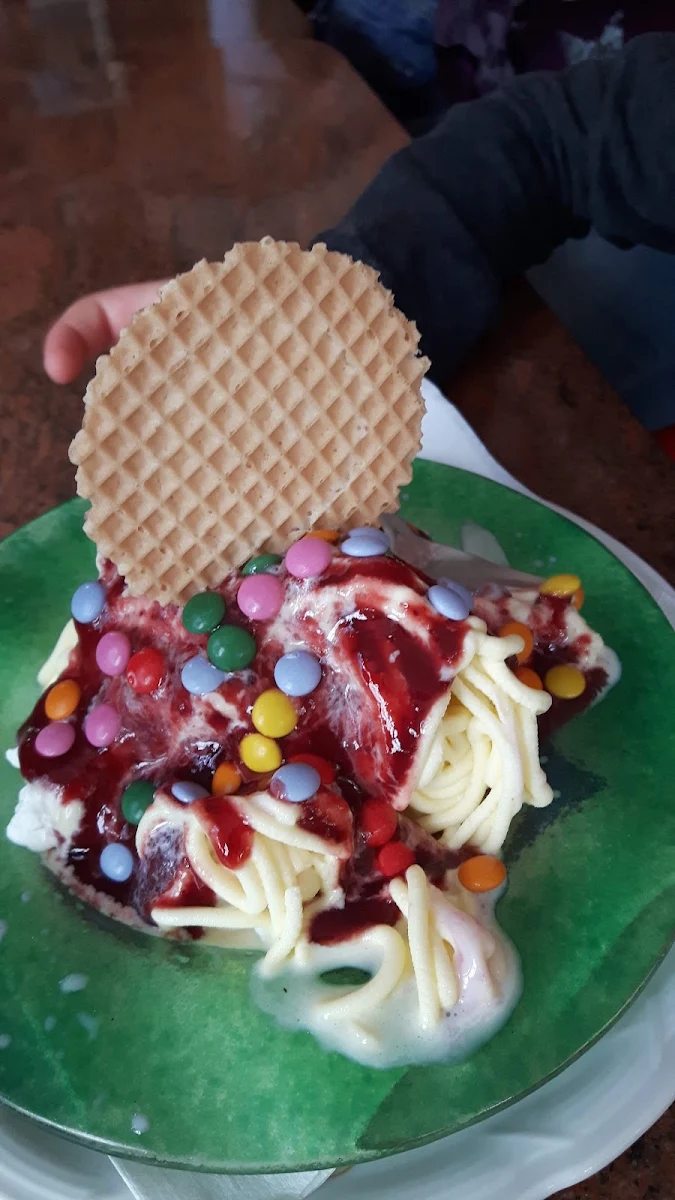 Spagetti Eis