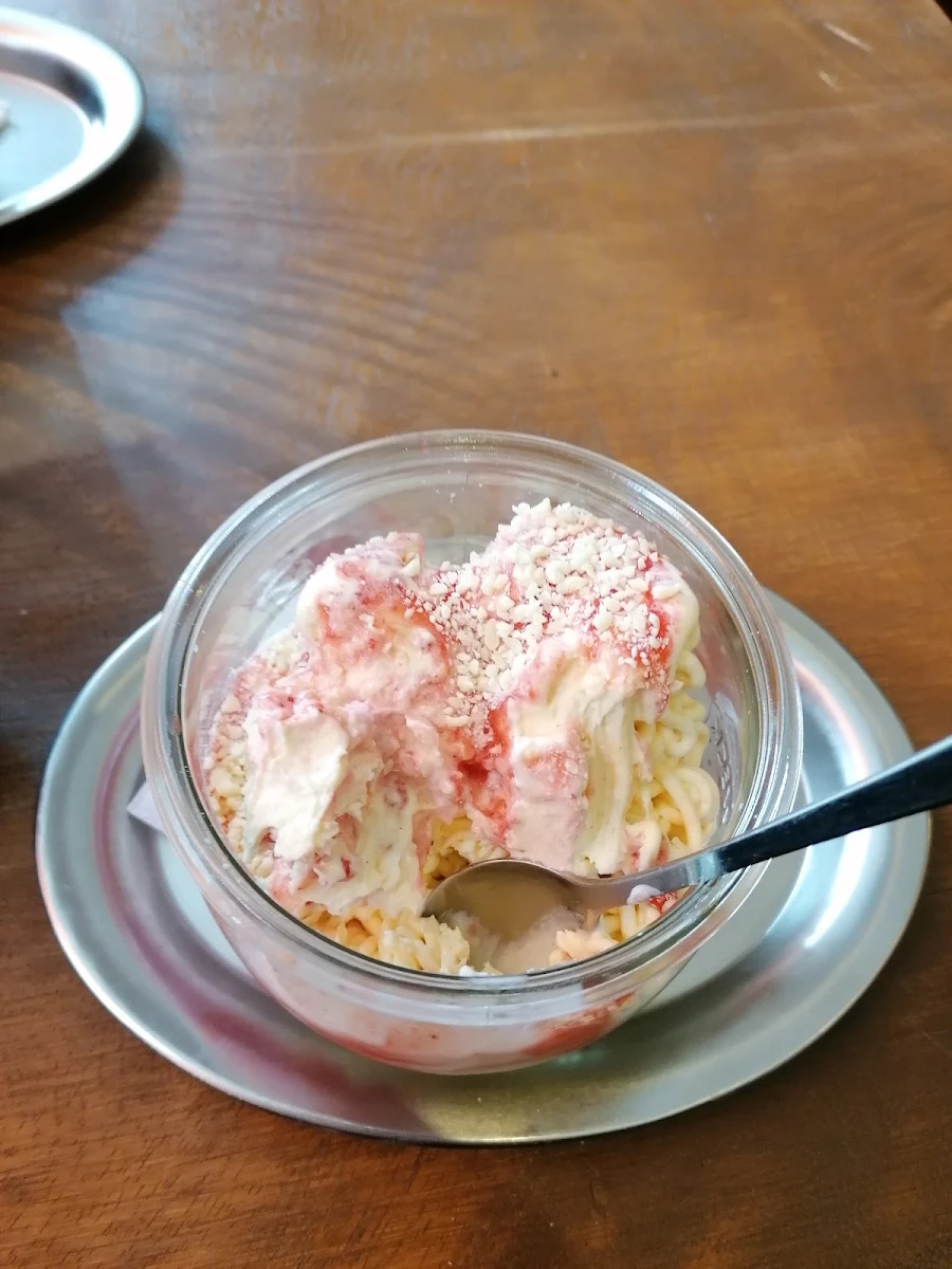 Spaghetti Eis
