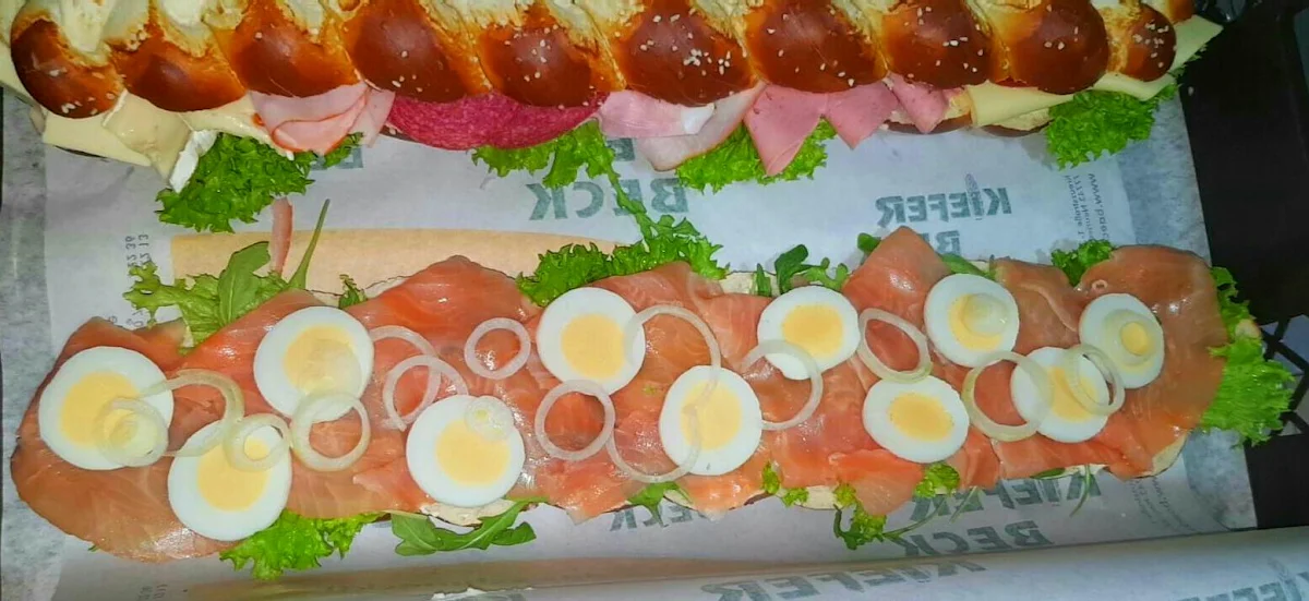 Lachsbrötchen