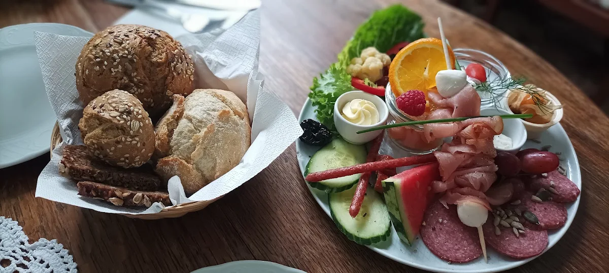 Käsefrühstück