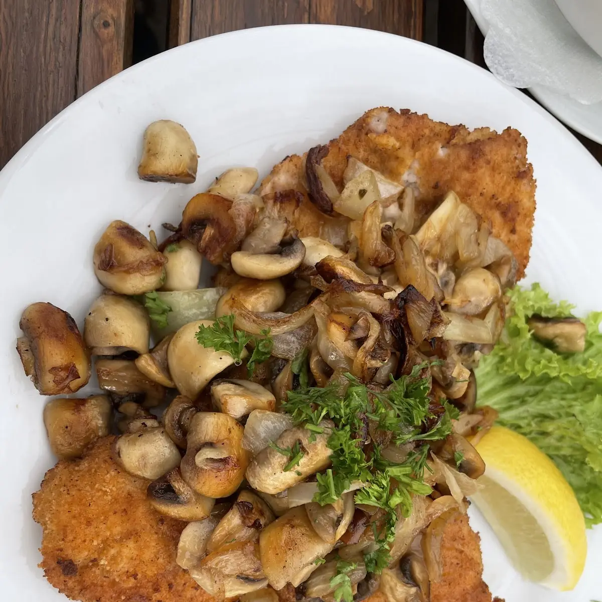 Schnitzel Mit Frischen Champignons