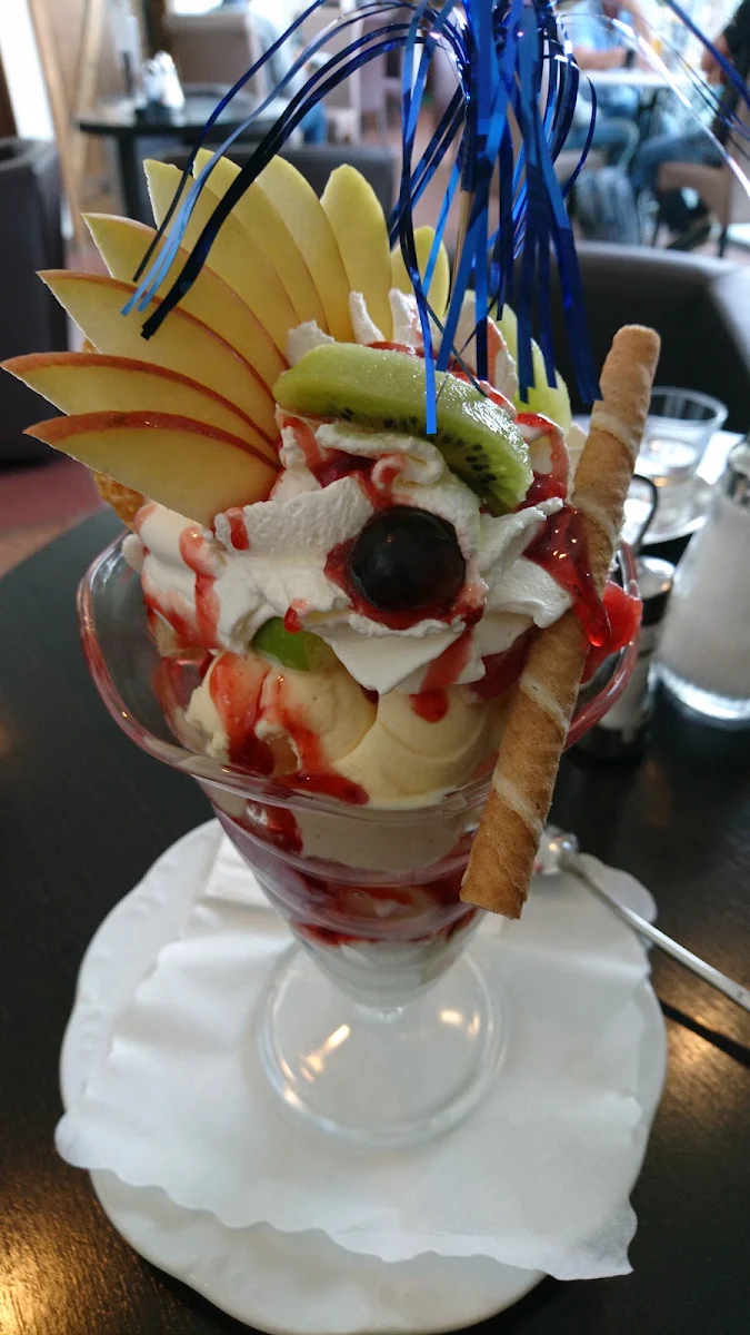 Früchtebecher