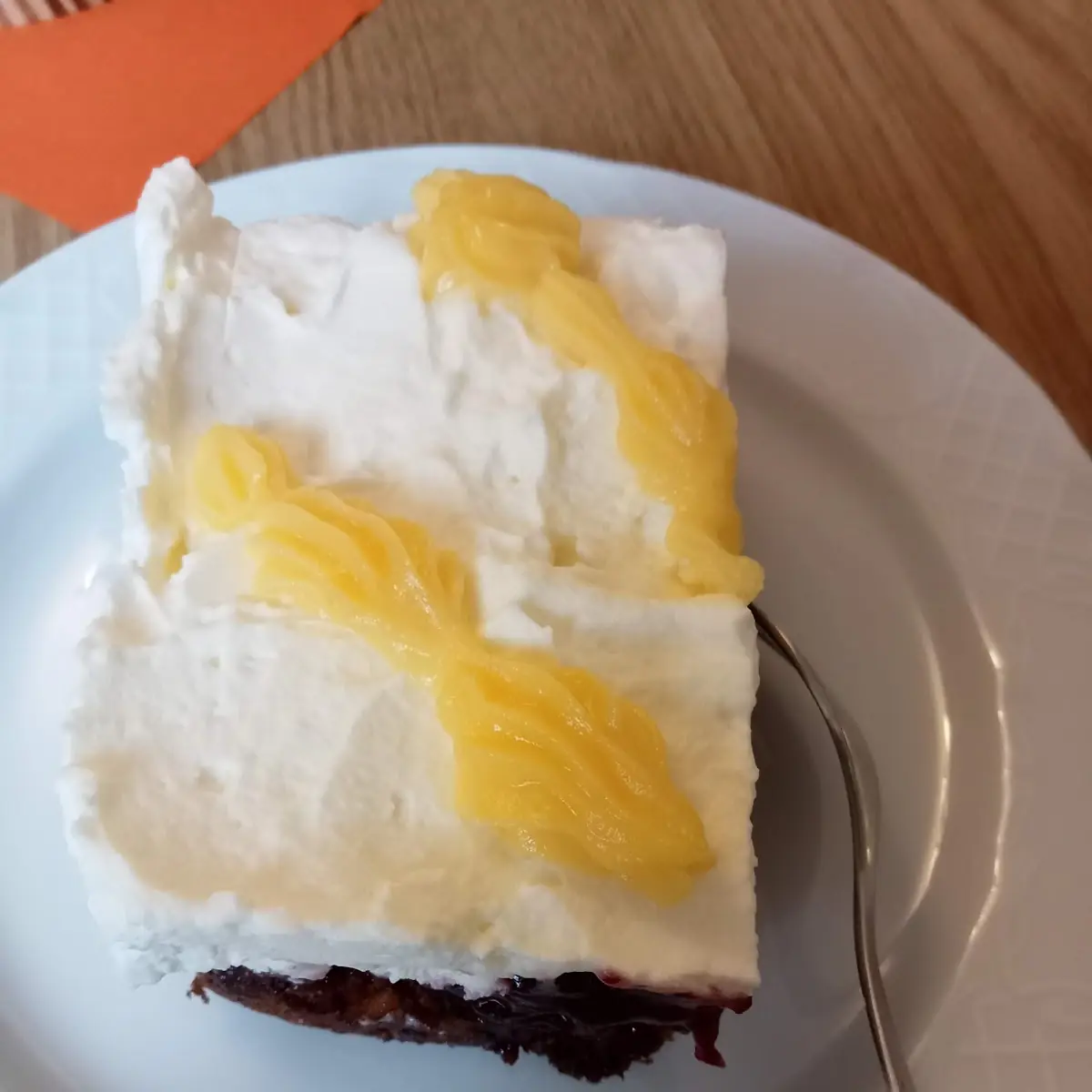 Preiselbeere Eierlikör Schnitte