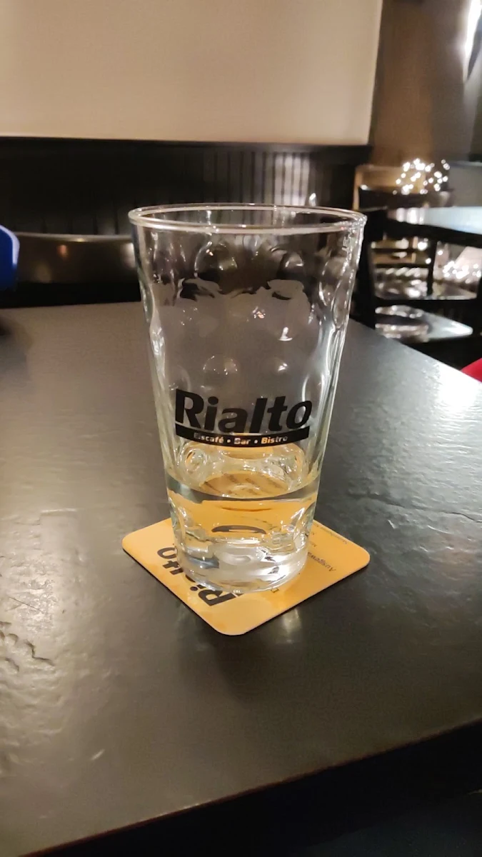Schorle, Cafe Rialto
