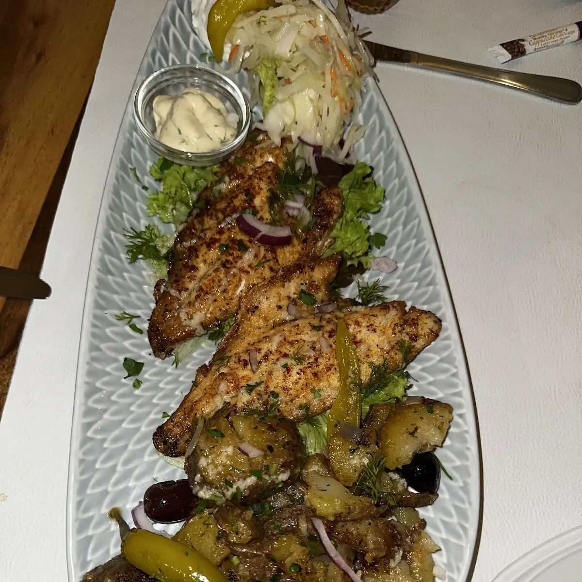 Highlights, Restaurant Santorini
