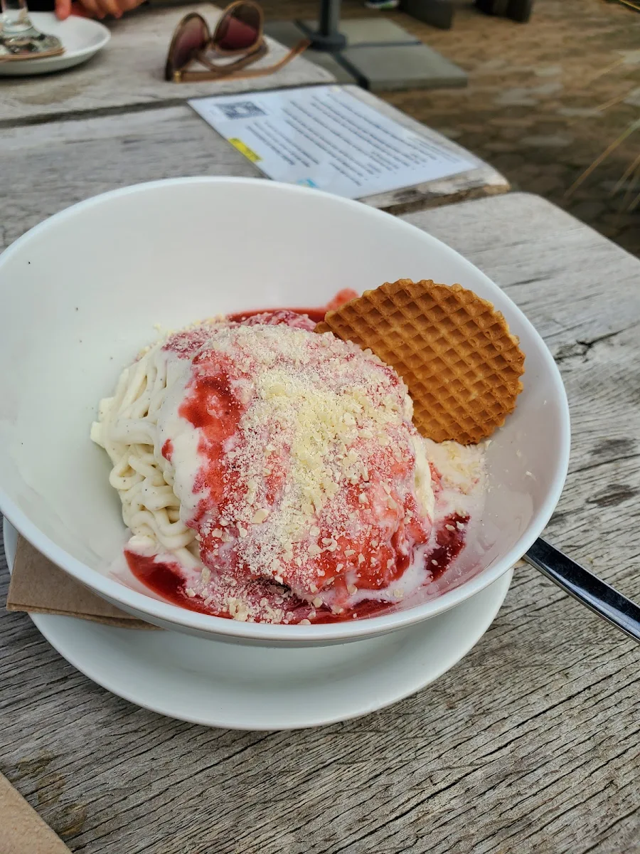 Spaghetti Eis