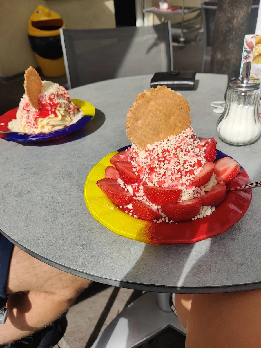 Spaghetti Eis Erdbeer