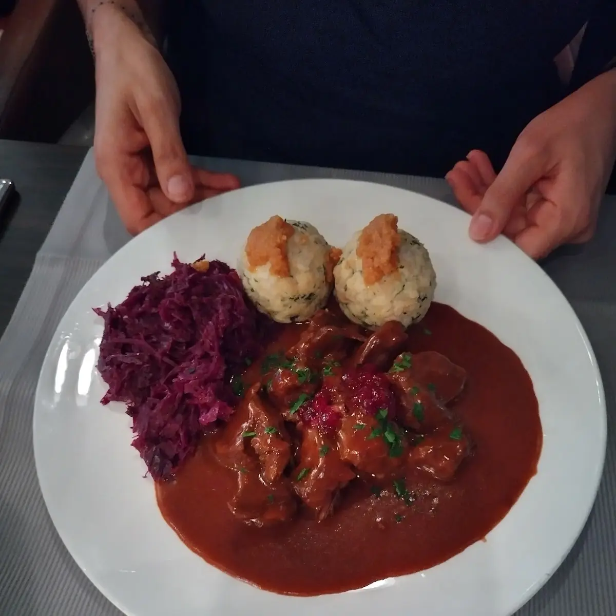 Hirschgulasch