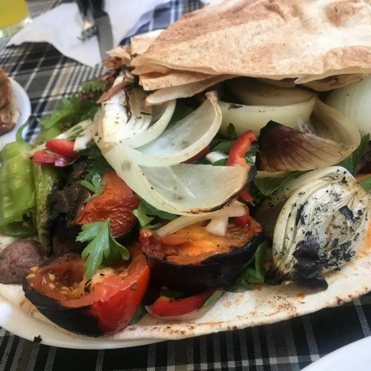 مشاوي مشكلة