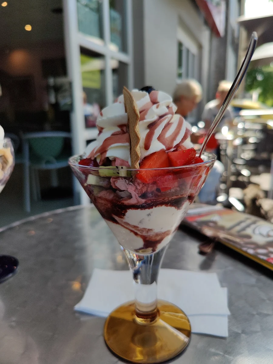 Früchtebecher