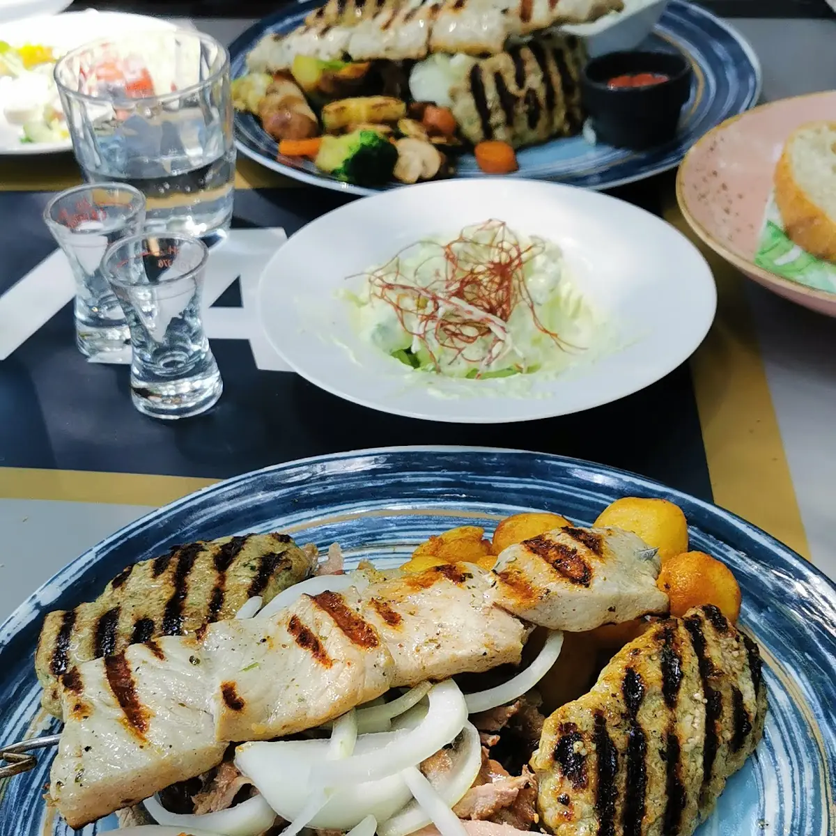 Ouzo Teller