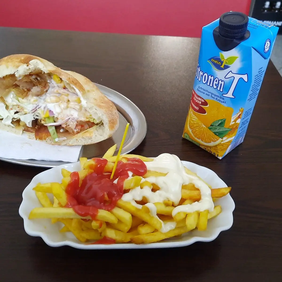 Döner Menu, Giebel Döner und Pizzeria