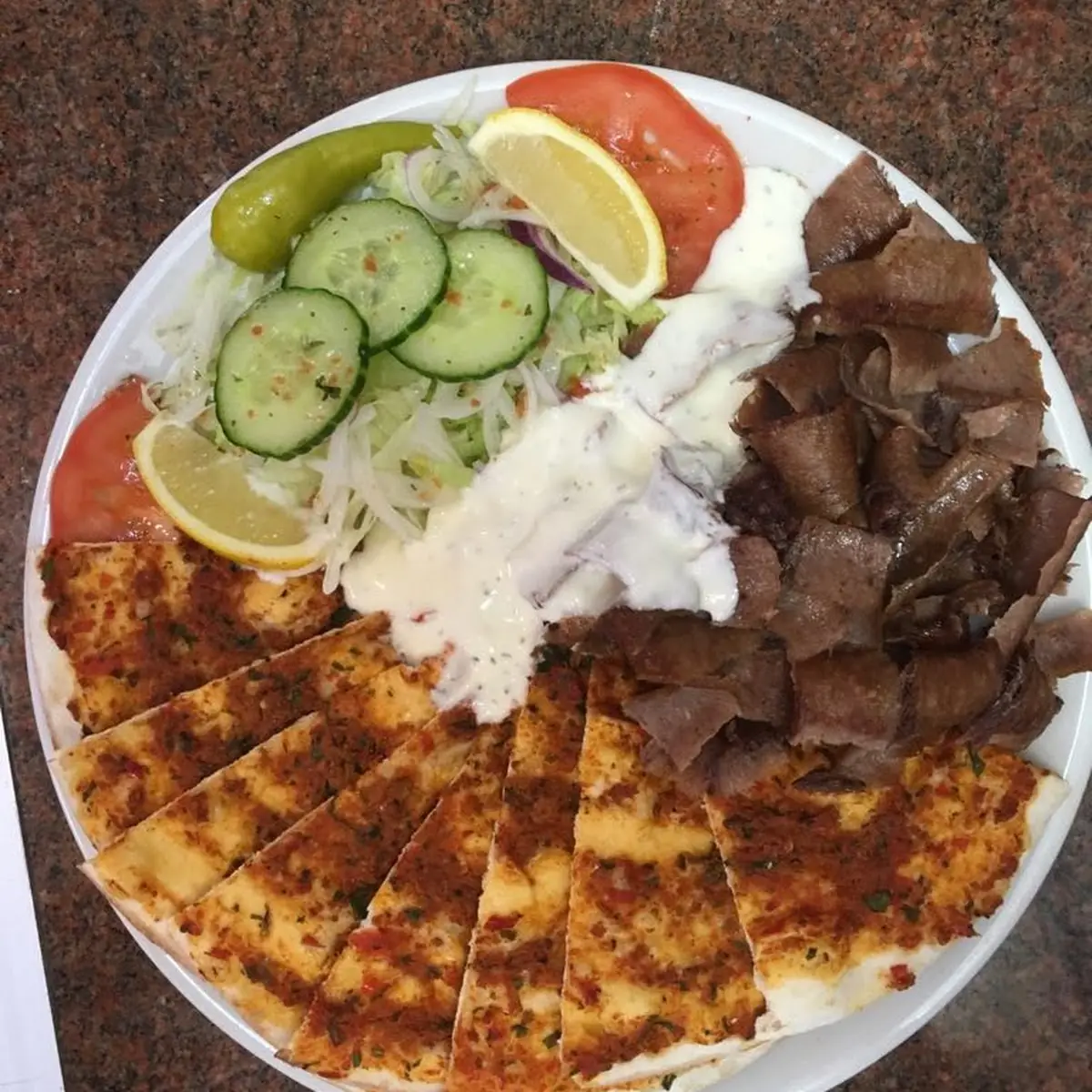 Highlights, Giebel Döner und Pizzeria
