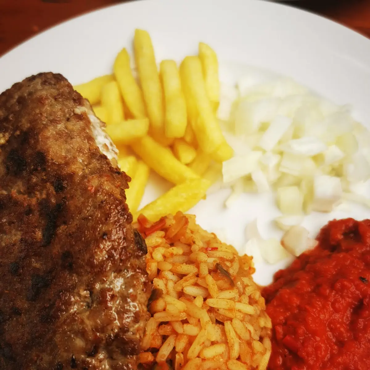 Gefülltes Hacksteak