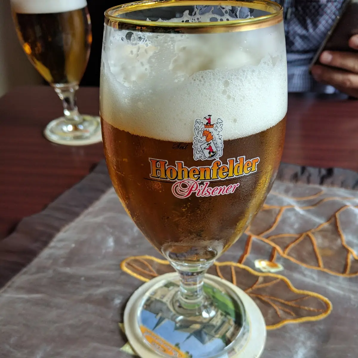 Pils, Viet Thai Restaurant