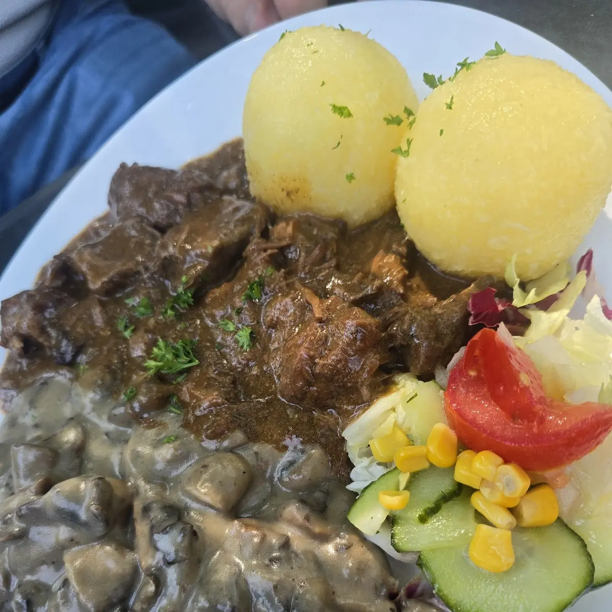 Wildgulasch Mit Champions