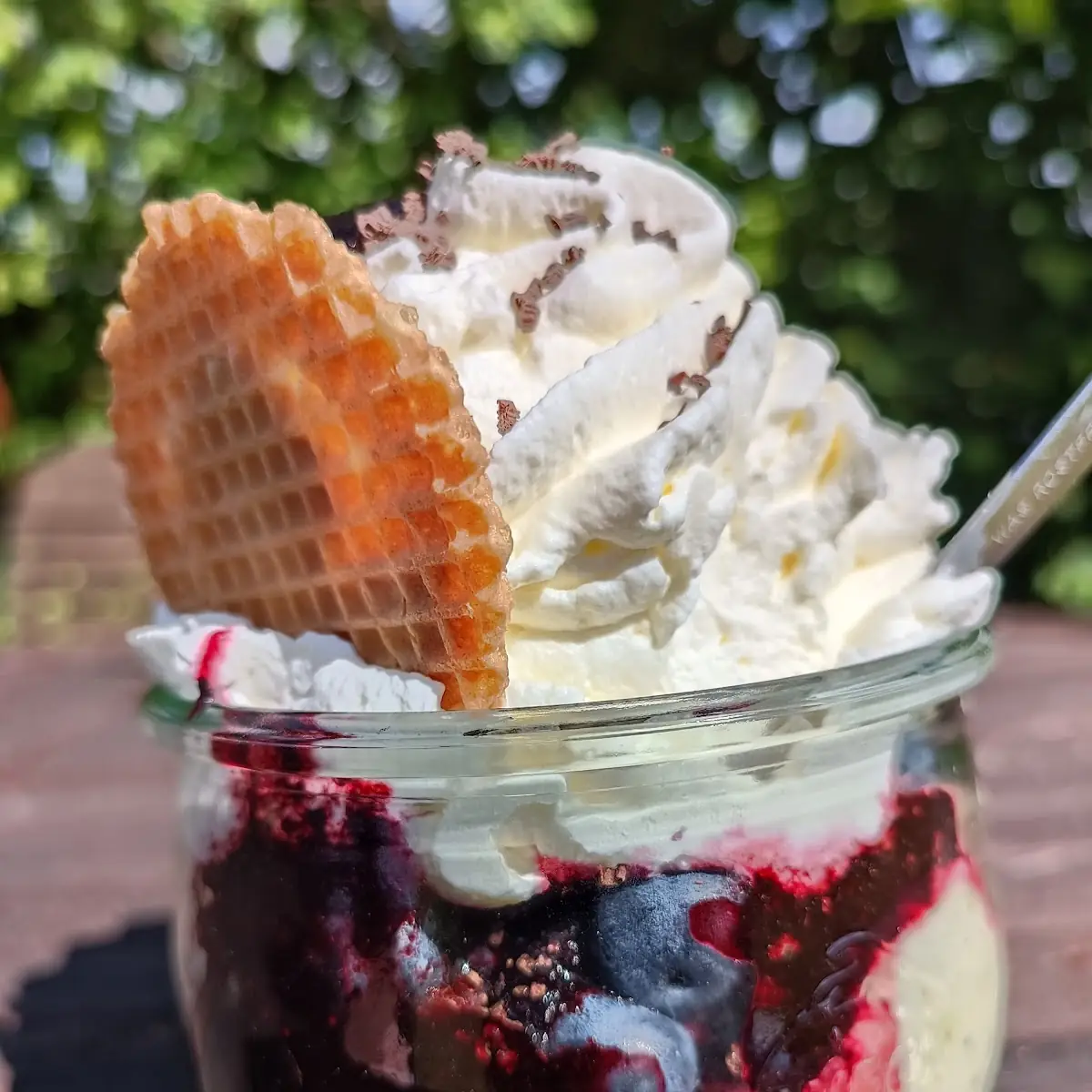 Blaubeerbecher Eis
