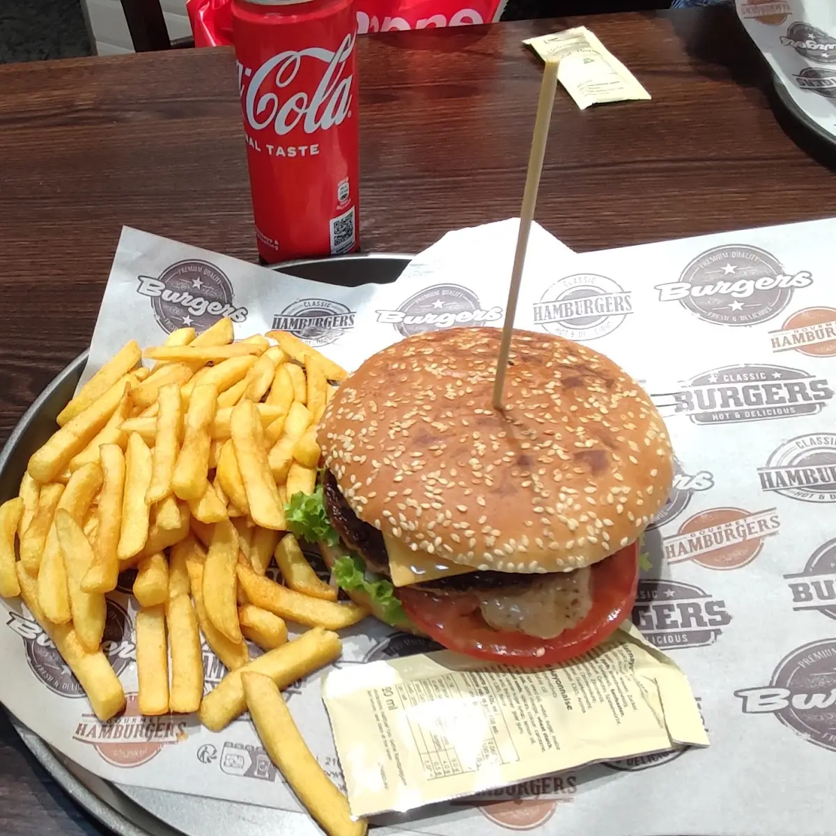 Cheeseburger Menü