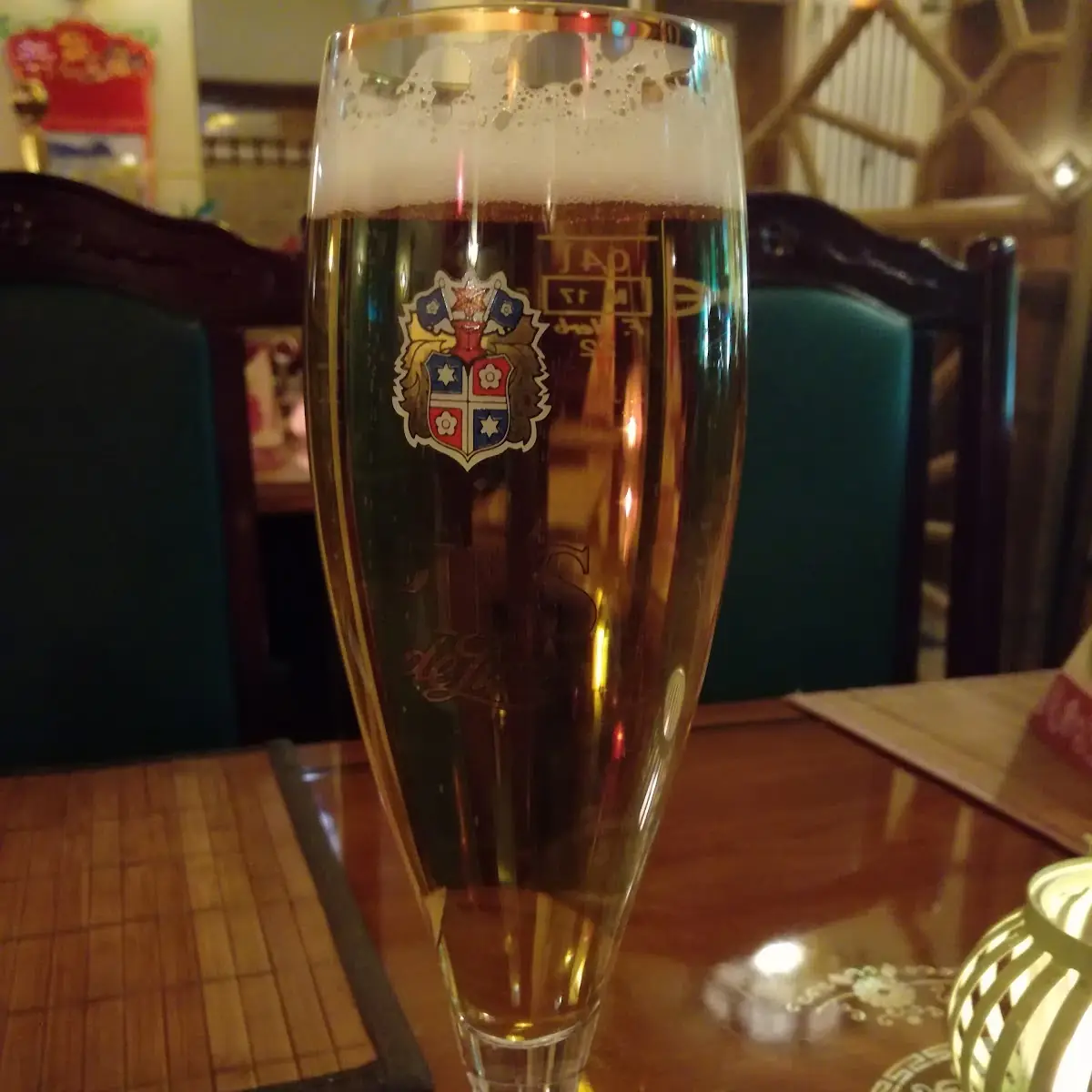 Helles Augustiner Hell