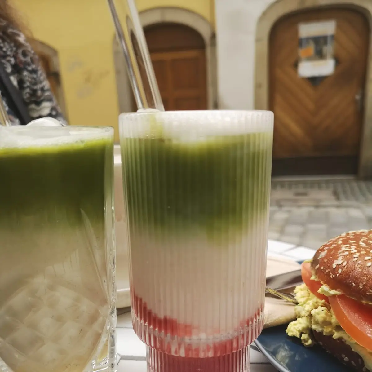 Highlights, Miri´s Café