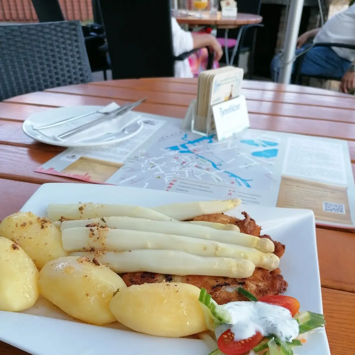 Schnitzel Mit Spargel