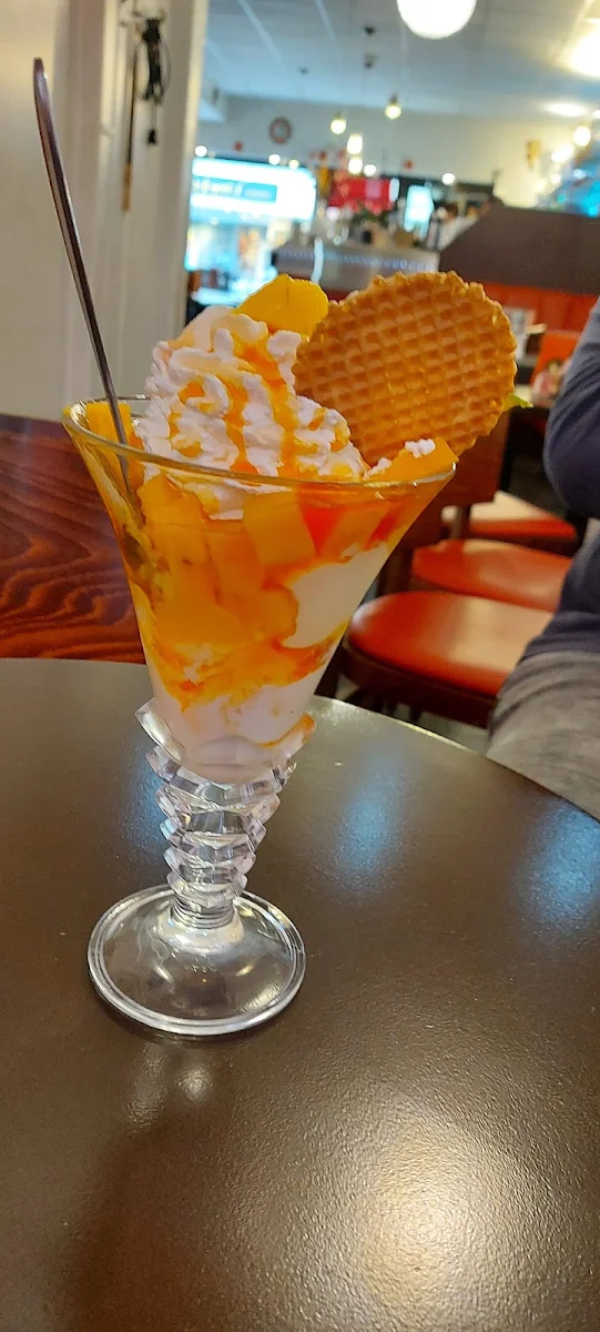 Mango Becher