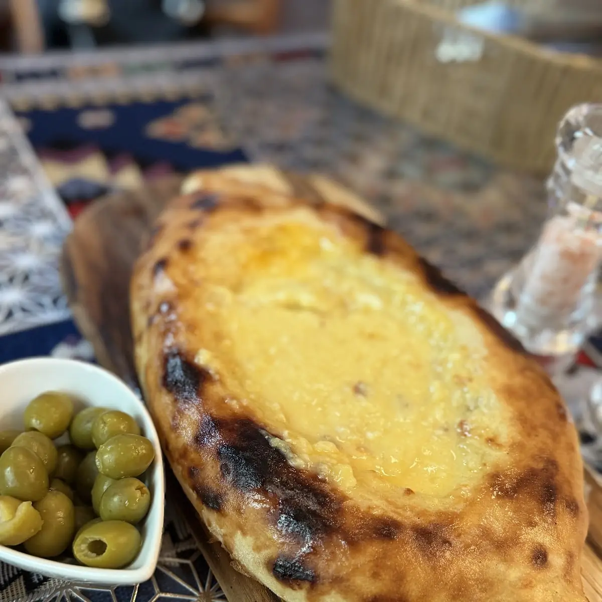 Khachapuri, Granat Restaurant am Weißensee