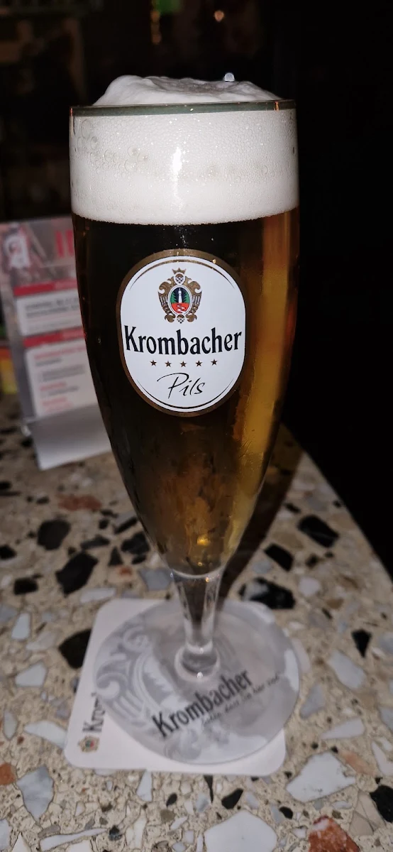 Pils, Altstadt Café
