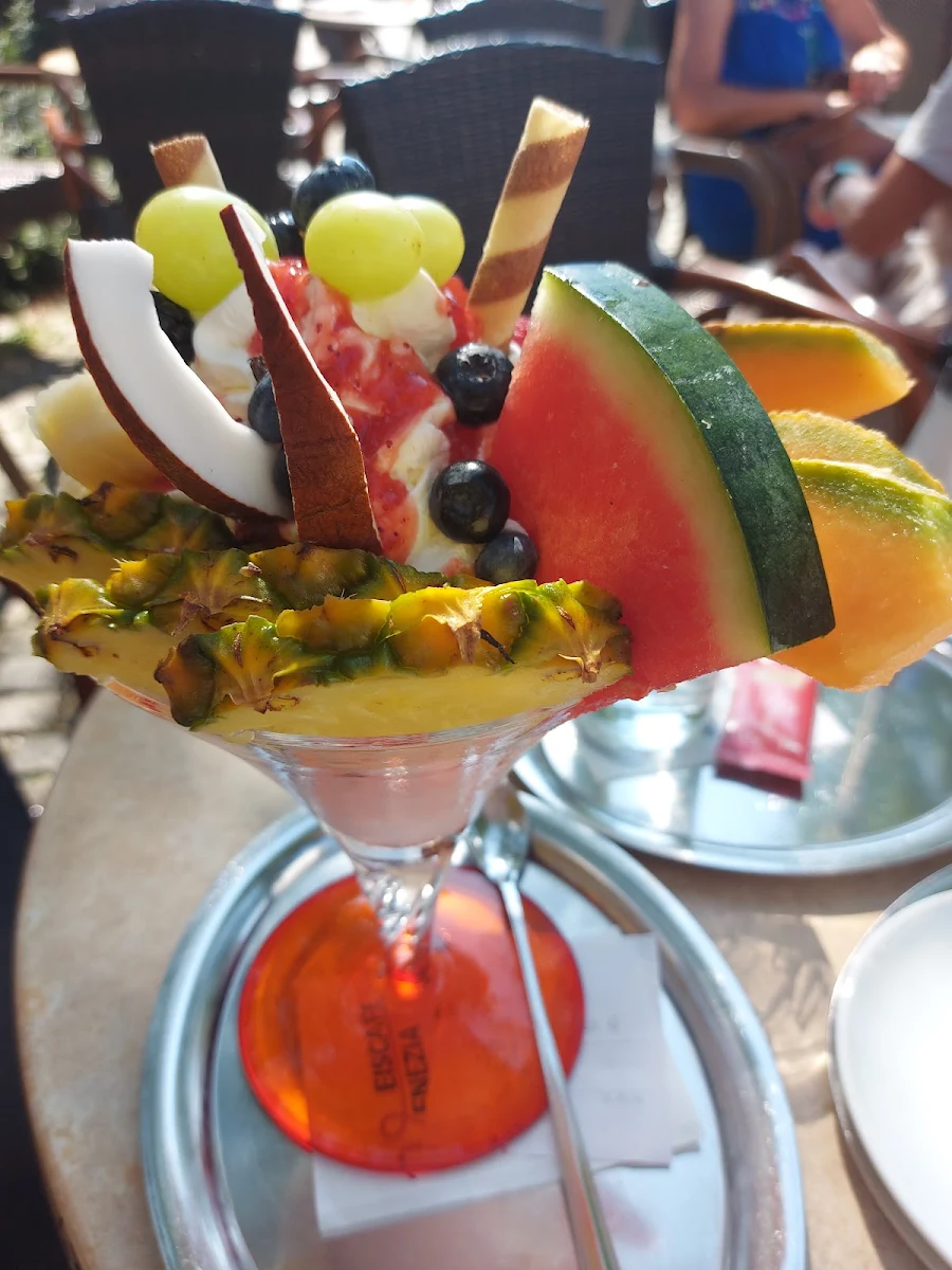 Früchtebecher
