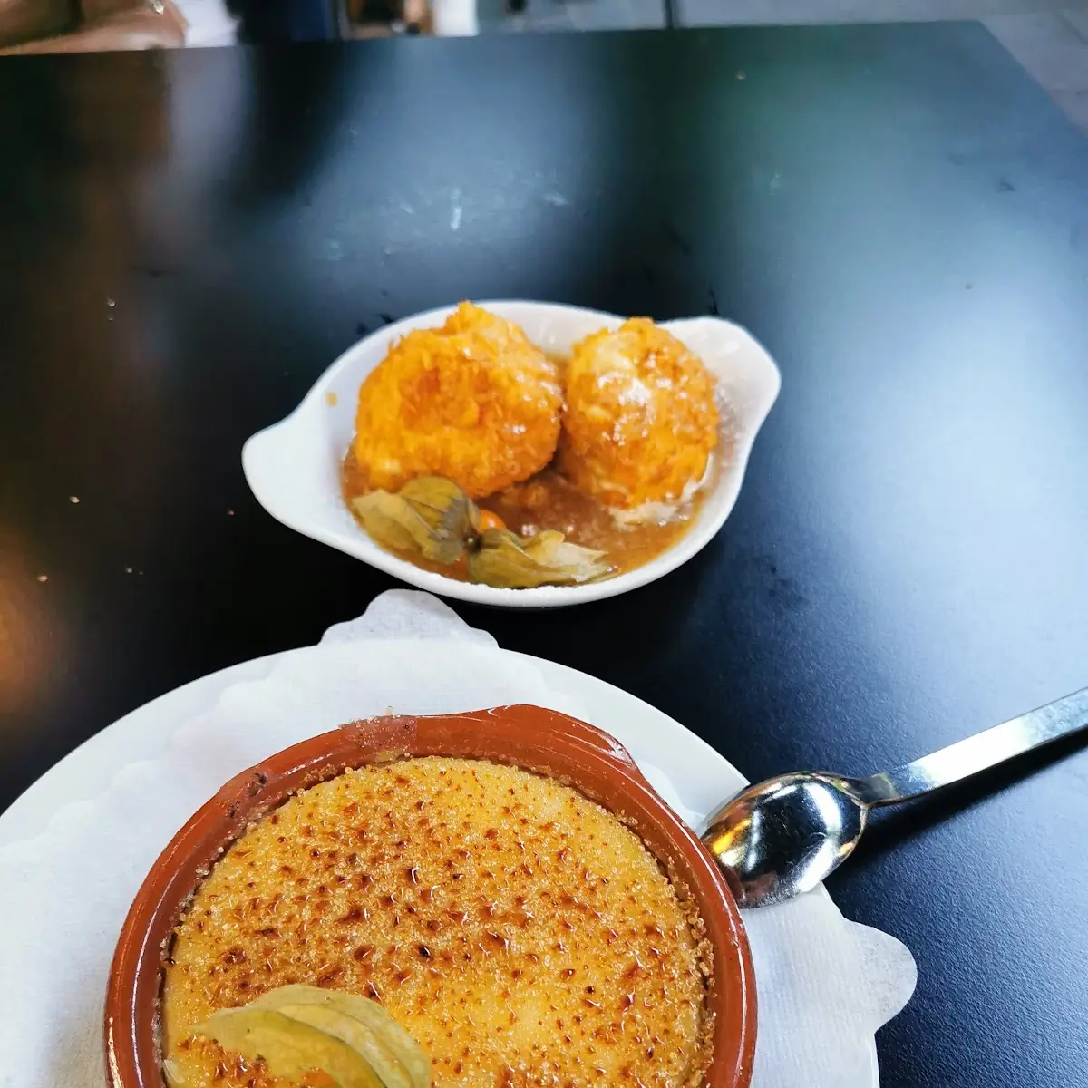 Frittiertes Eis