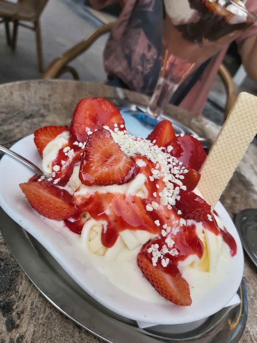 Spaghetti Eis