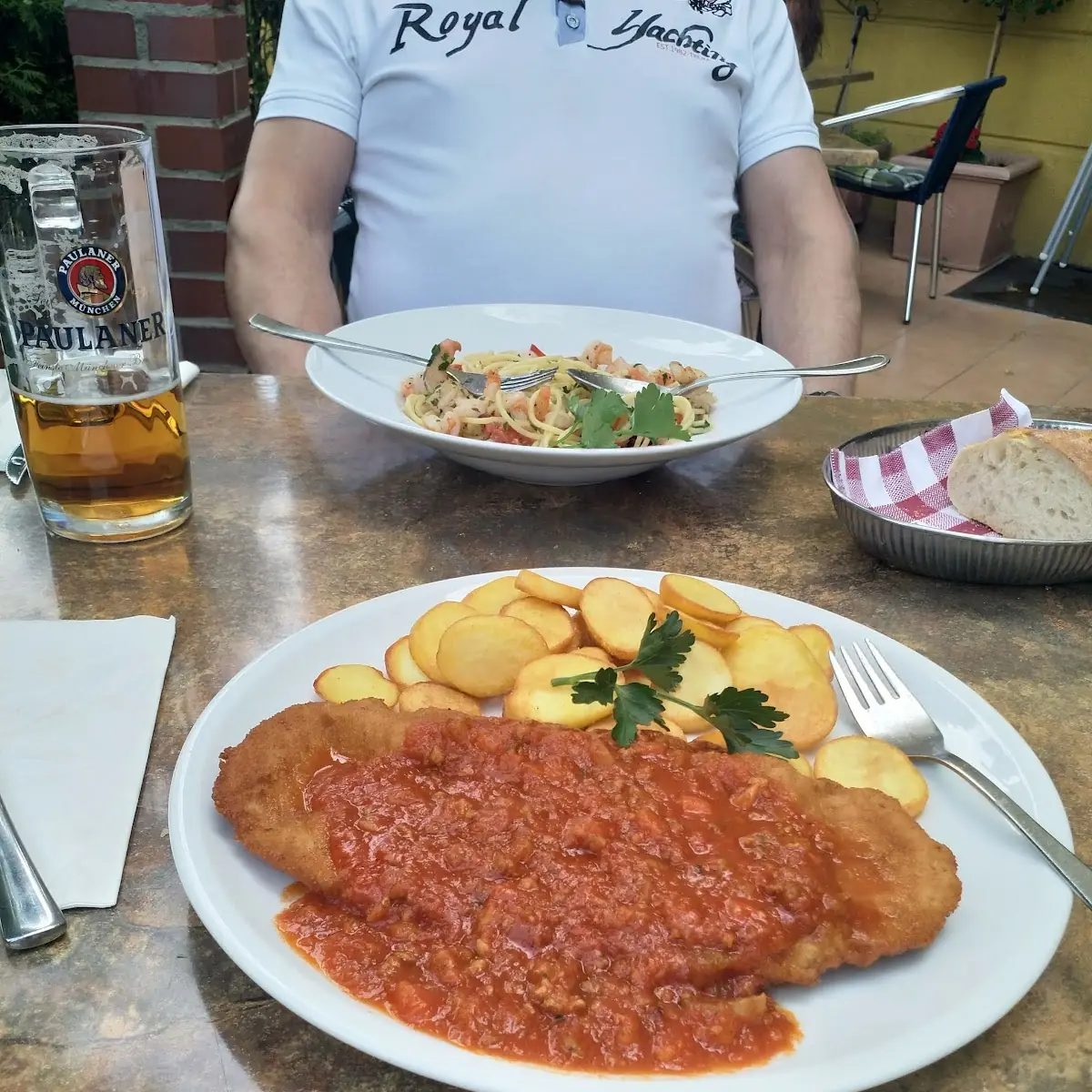 Schnitzel Bolognese