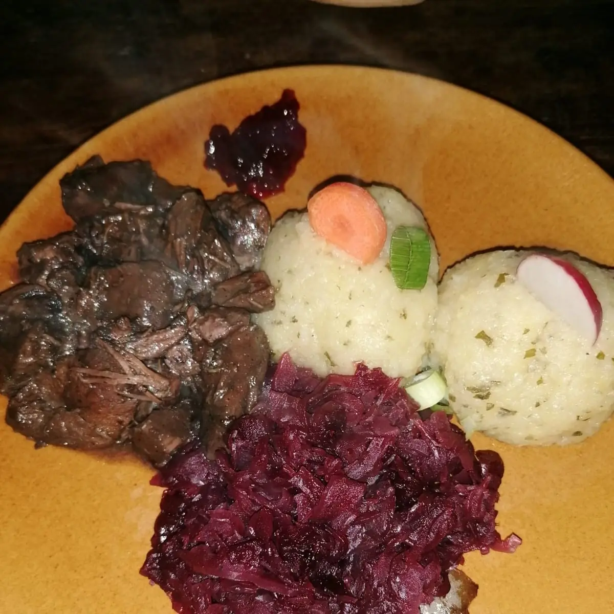 Hirschgulasch