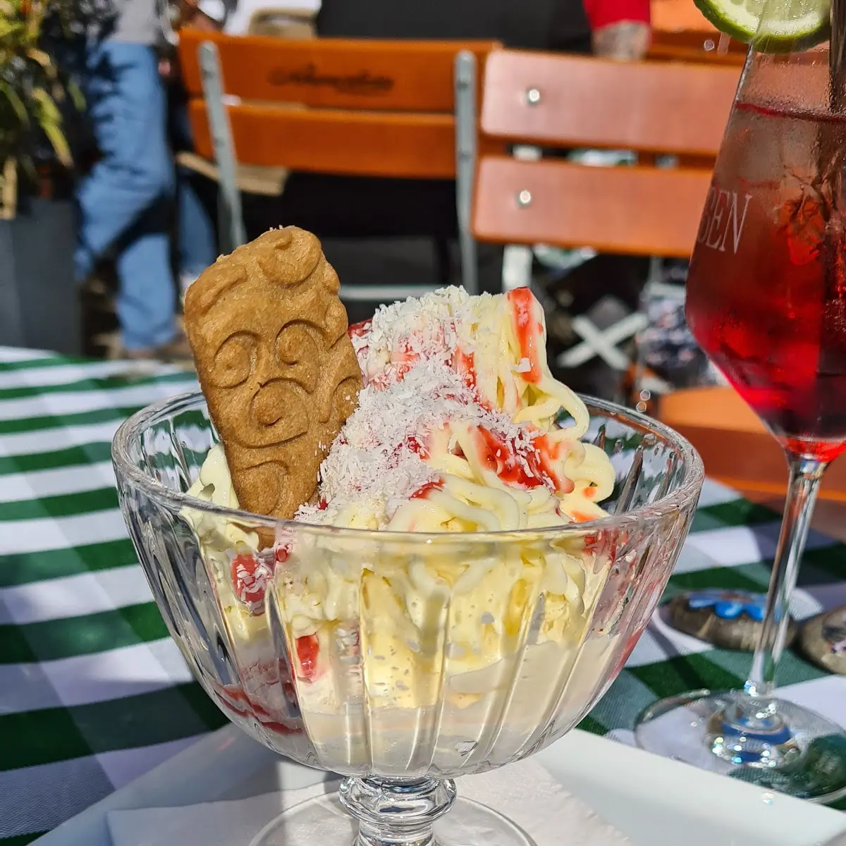 Spaghetti Eis