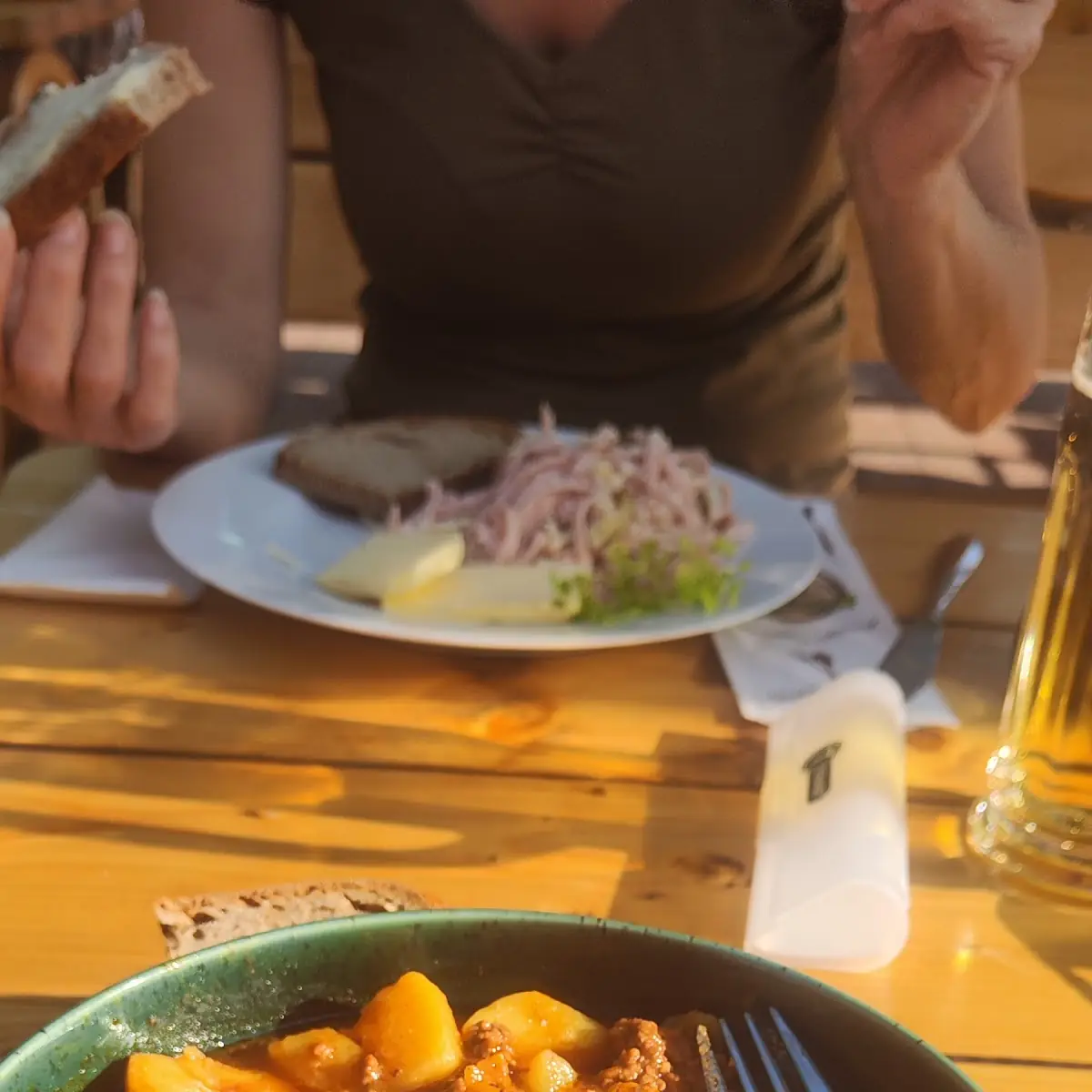 Bauerntopf, Mutter Gabi - Biergarten