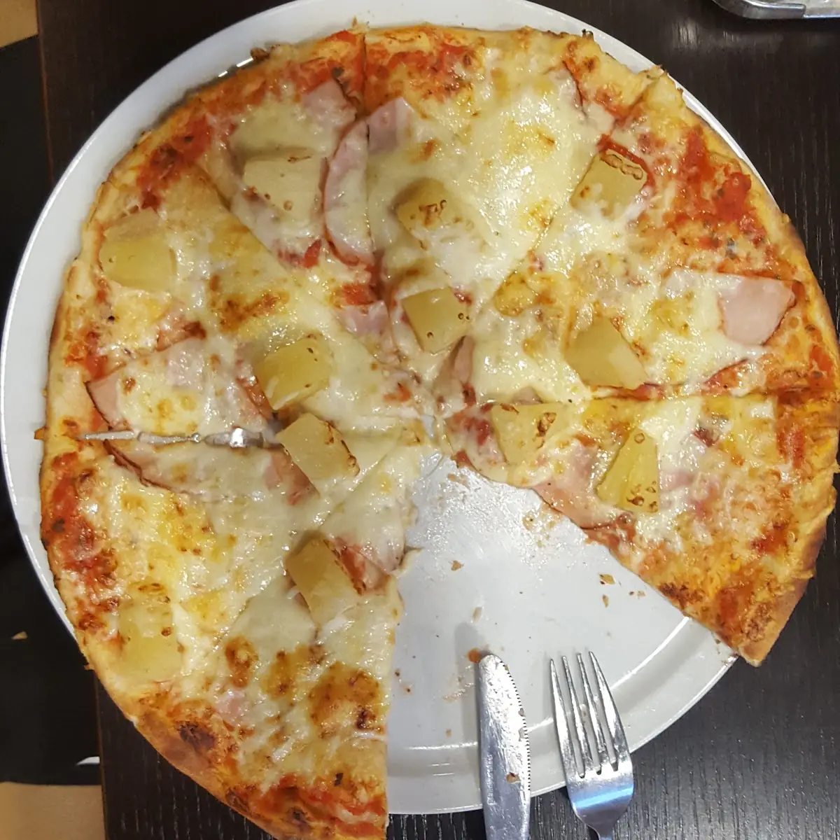Hawaiian Pizza