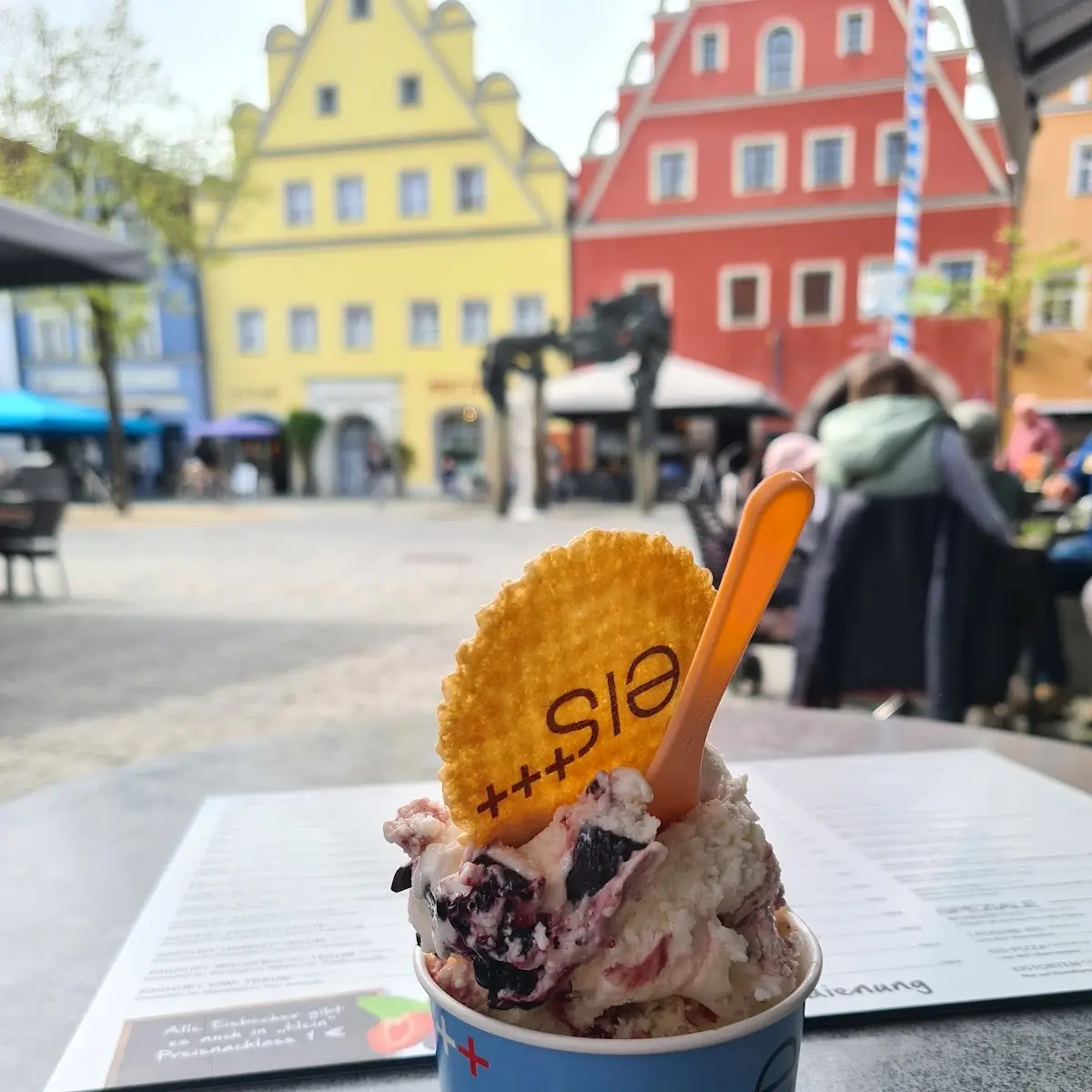 Spaghetti Eis