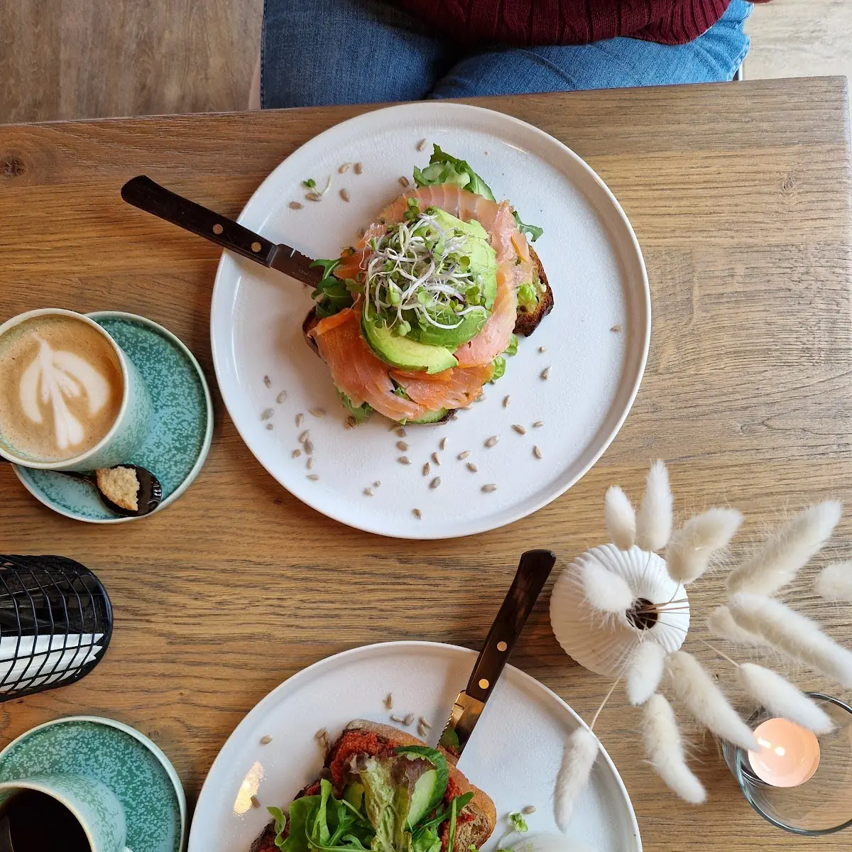 Avocado Toast, Grünstolz Café