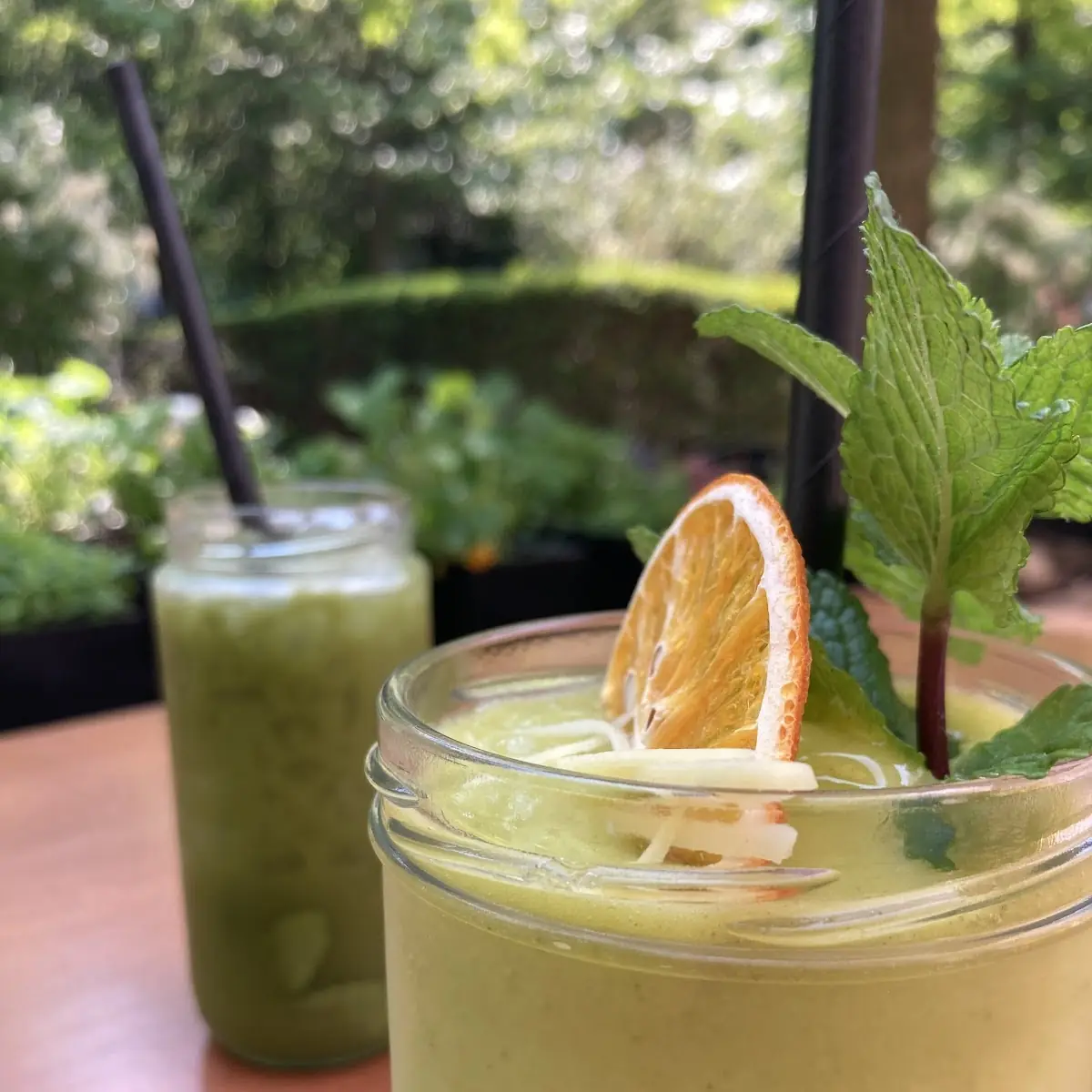 Passion Mojito, Hoa Rong
