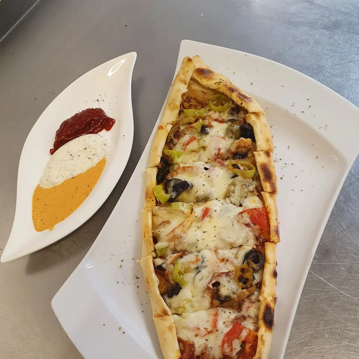 Pide Mit Gemüse