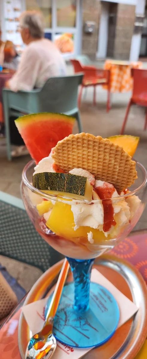 Früchte Eisbecher