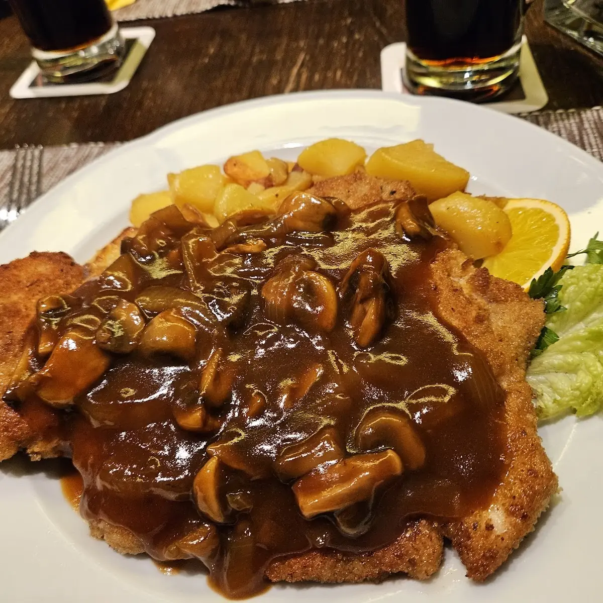 Schnitzel, Restaurant Minna